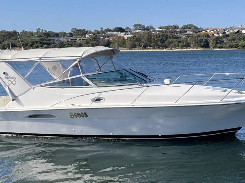 Riviera 3000 Offshore Series 2 Twin Diesel Shaft Drive