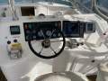 Riviera 3350 Flybridge - some attention needed to Stb Engine