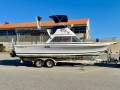 Caribbean 26 Flybridge Cruiser (With Trailer)