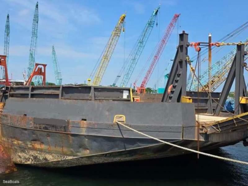 64m Flat Top Deck Cargo Barge