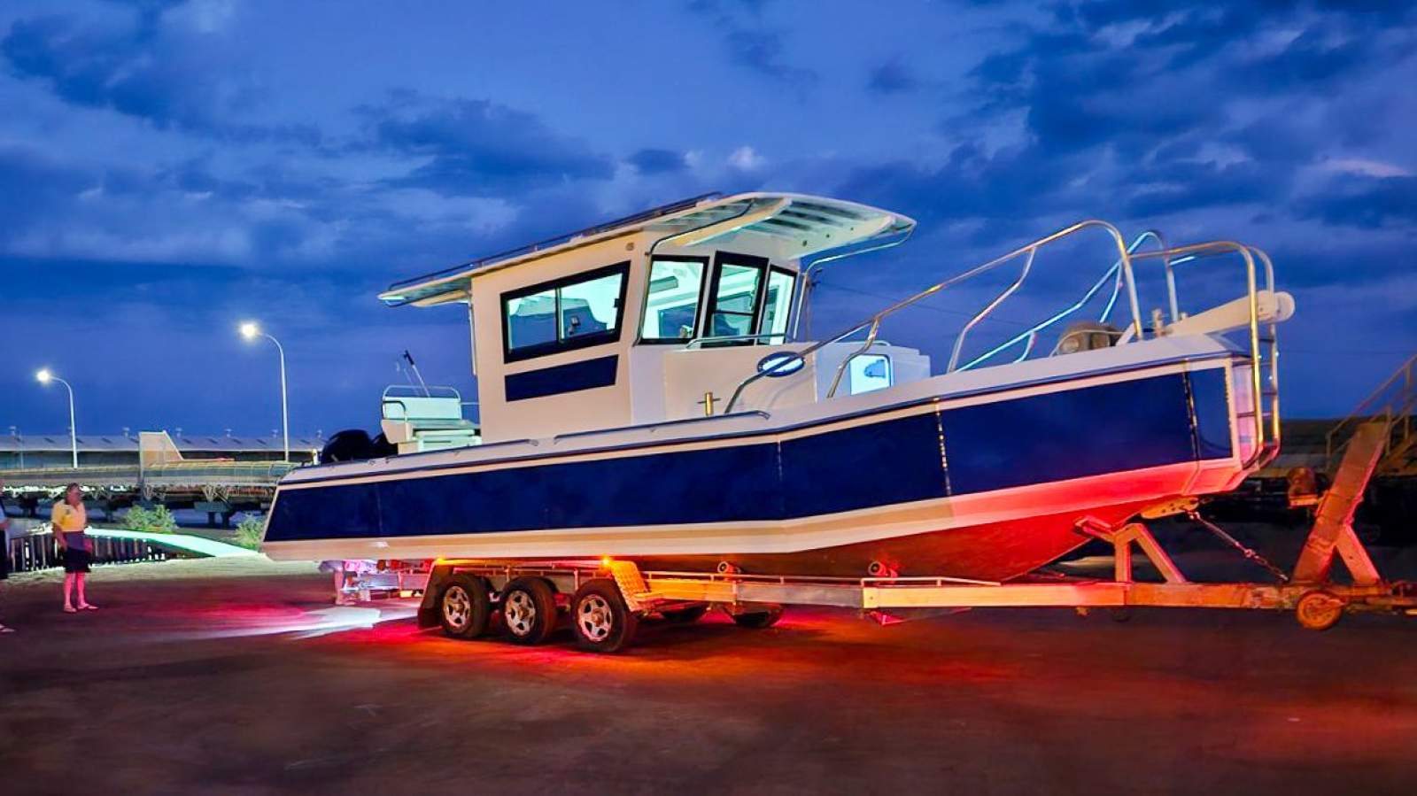 10m Custom Aluminium Vessel - Only 32 Hours!