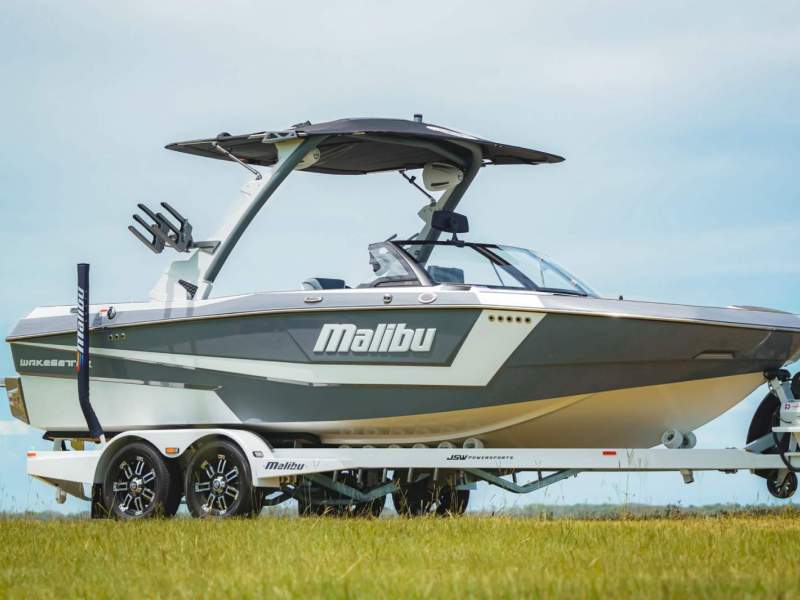 Malibu Wakesetter 21