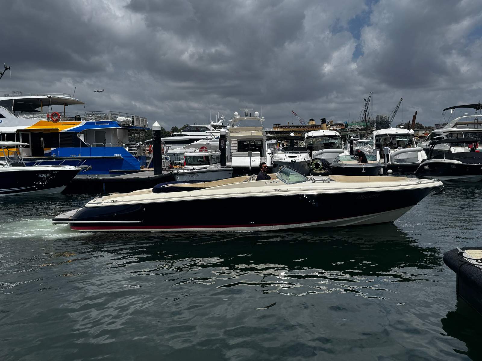 Chris Craft Launch 34