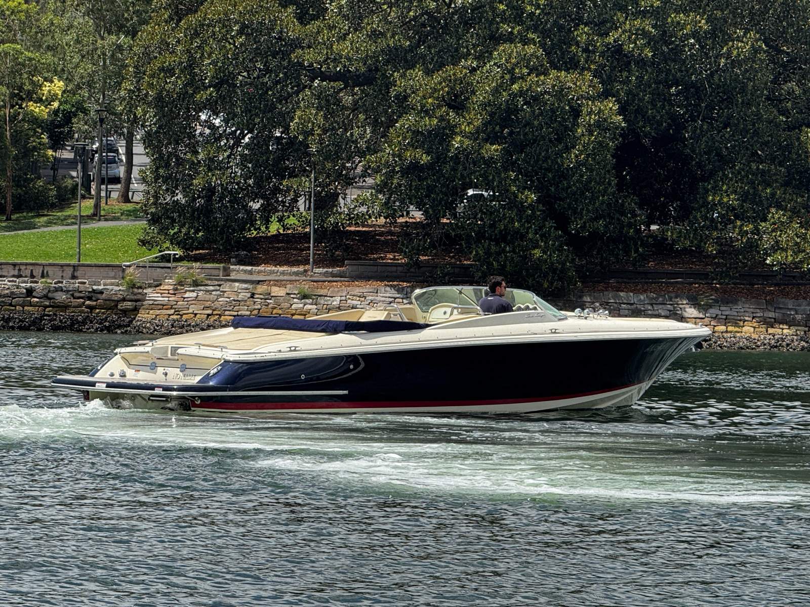 Chris Craft Launch 34