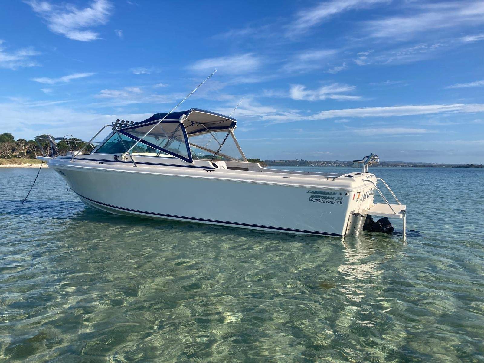 Bertram Caribbean 23 Sports Runabout.