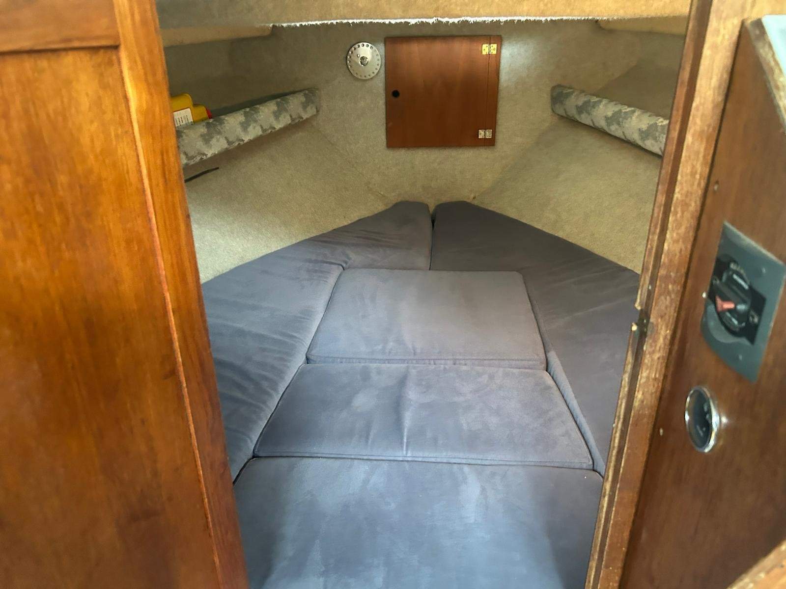 Bertram Caribbean 23 Sports Runabout.