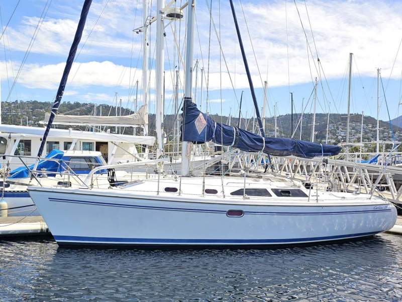 Catalina 310 "Curlew II"