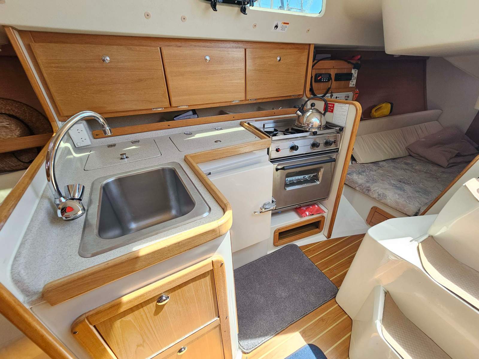 Catalina 310 Curlew II