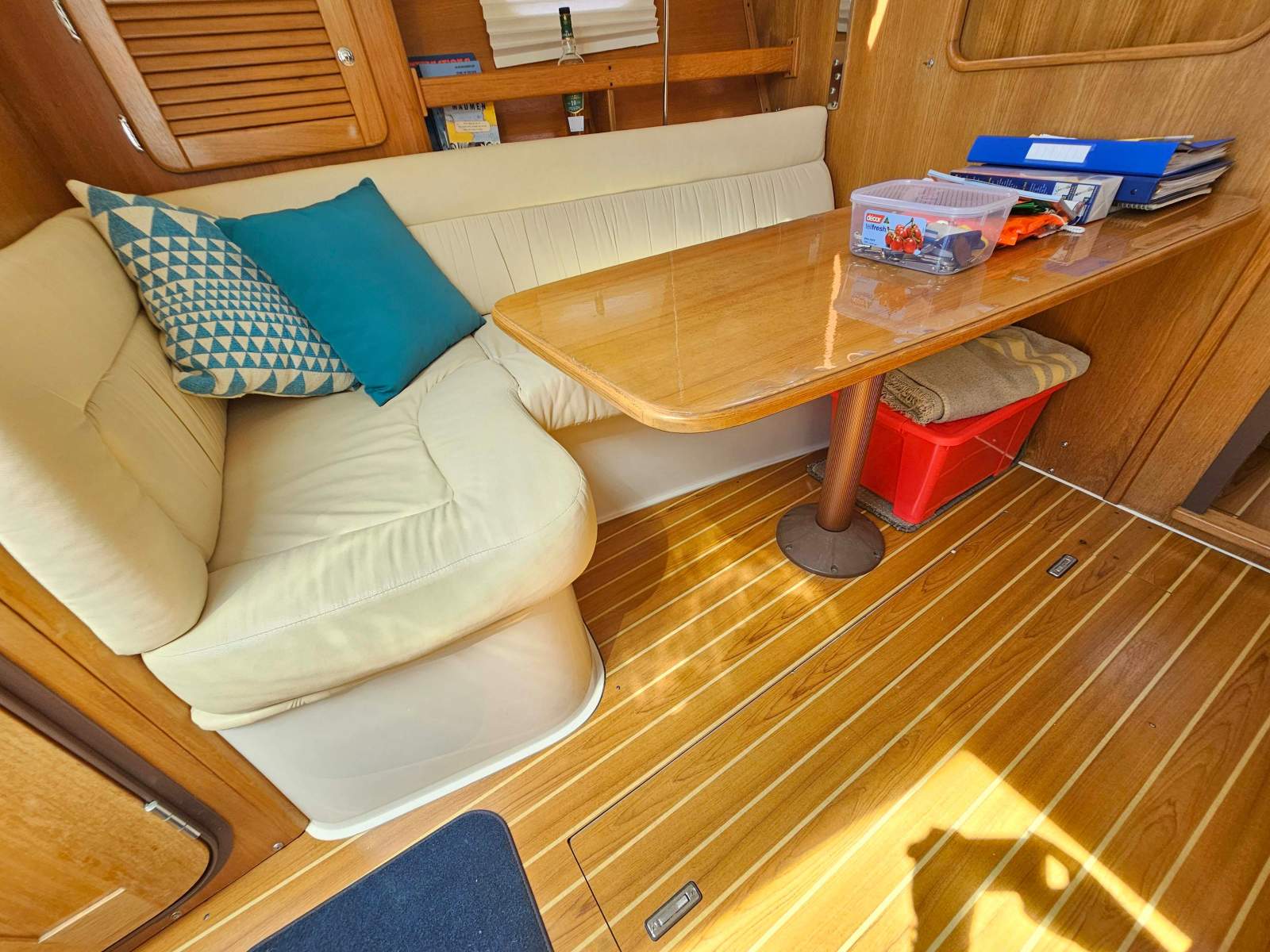 Catalina 310 Curlew II