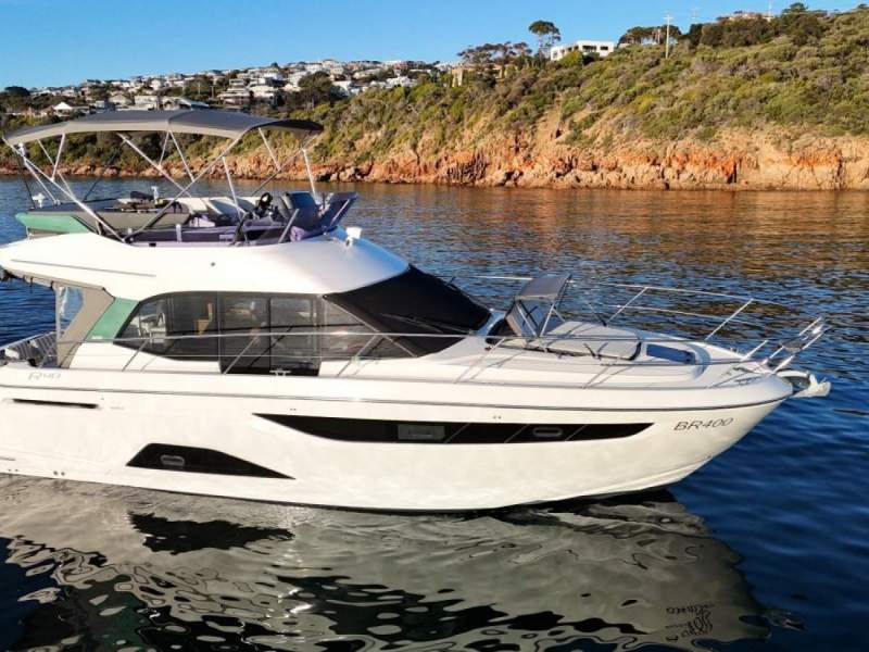 Bavaria R40 Fly