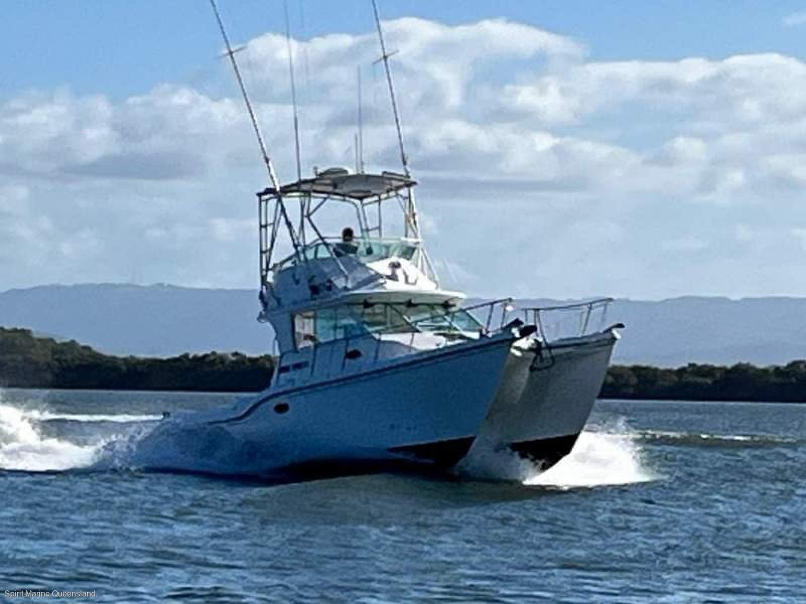 Baha Cruisers 340 King Cat