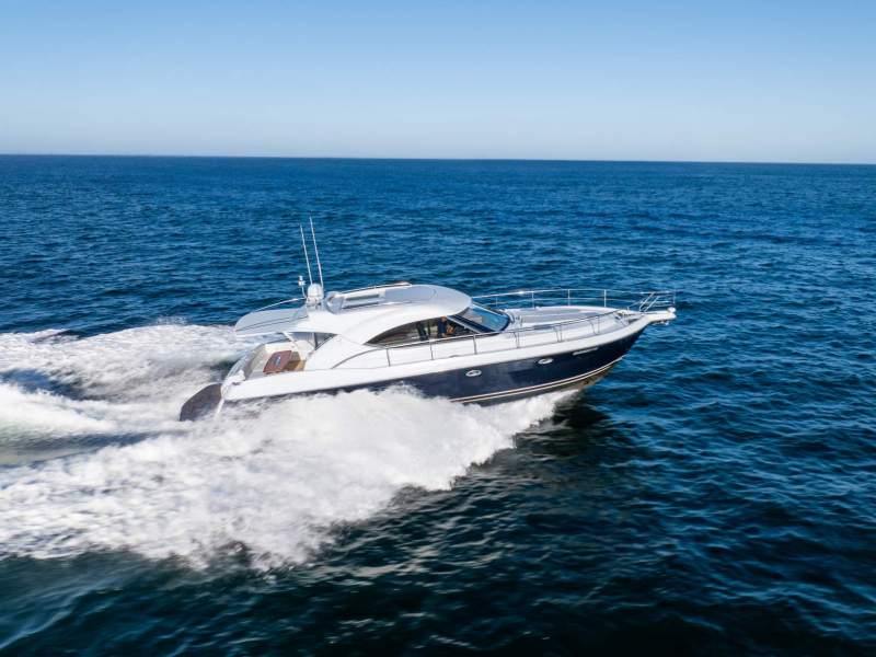 Riviera 4700 Sport Yacht 2008 Model