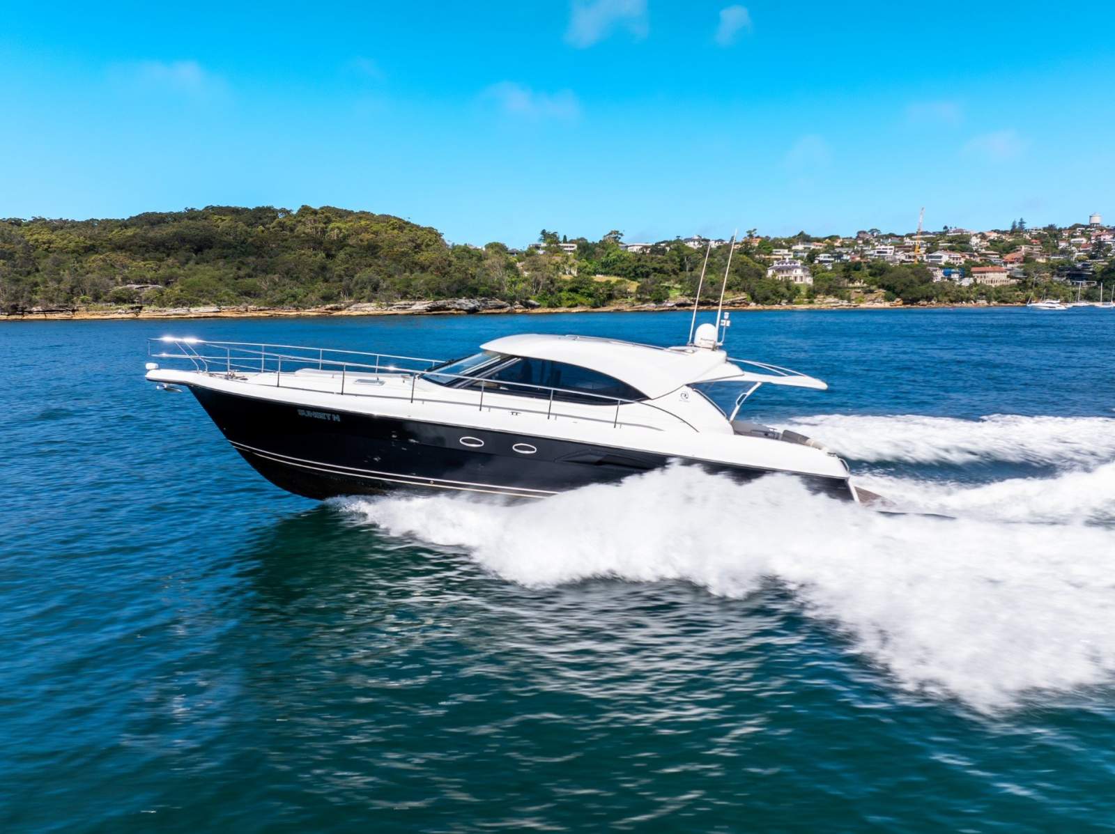 Riviera 4700 Sport Yacht 2008 Model