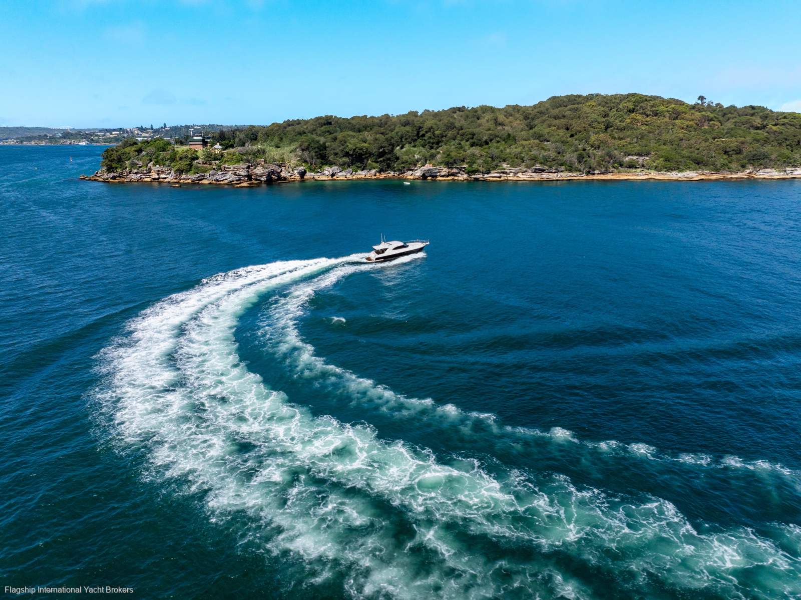 Riviera 4700 Sport Yacht 2008 Model
