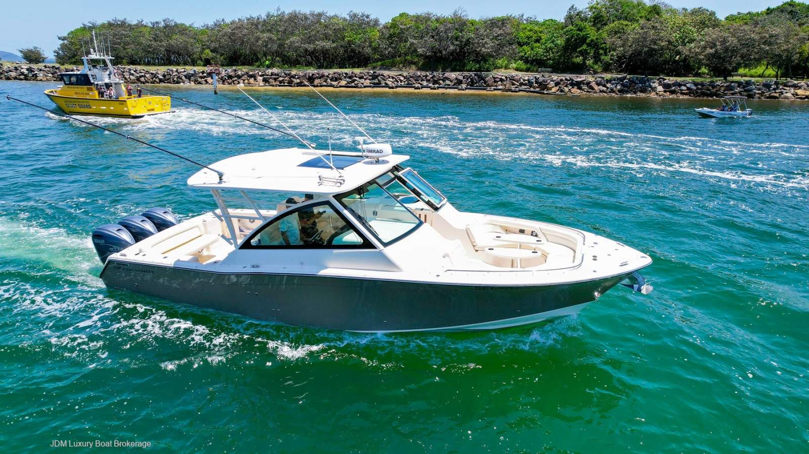Grady-White Freedom 375