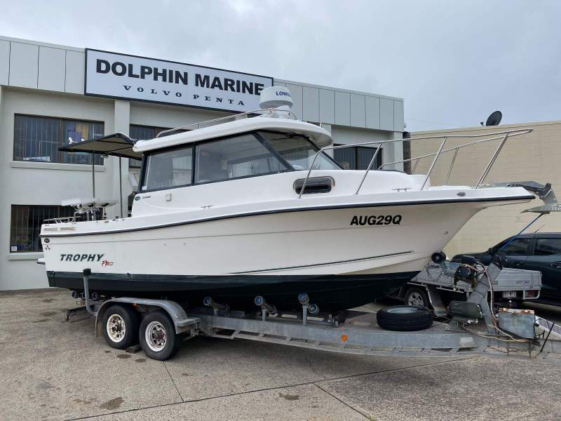 Trophy 2359 Hardtop