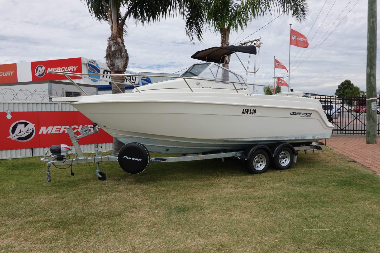 Haines Hunter 680SF Encore ***Brand New Trailer***