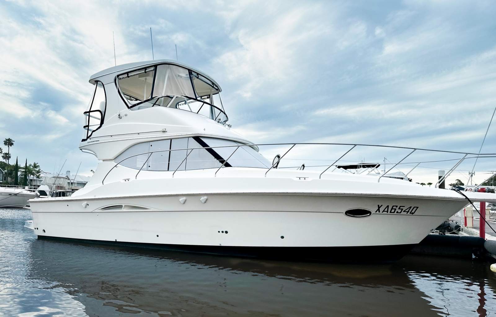 Silverton 38 Convertible
