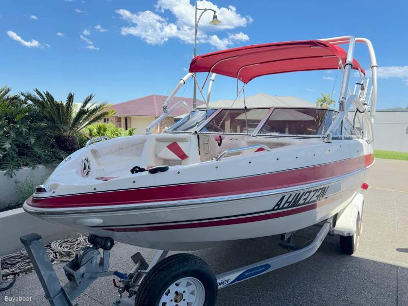 Glastron GT 225