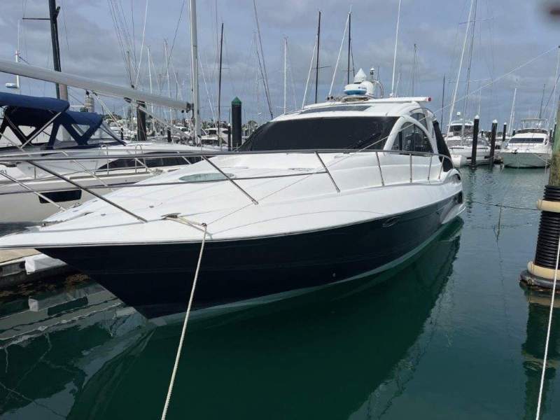 Genesis 44 V Cruise