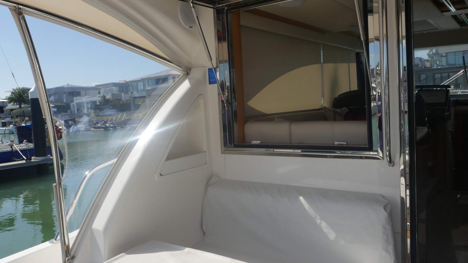 MYRTLE Riviera 395 SUV Boat Brokers of Tasmania