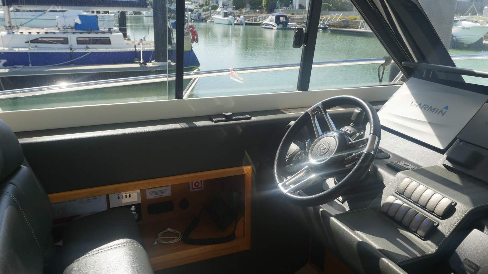 MYRTLE Riviera 395 SUV Boat Brokers of Tasmania