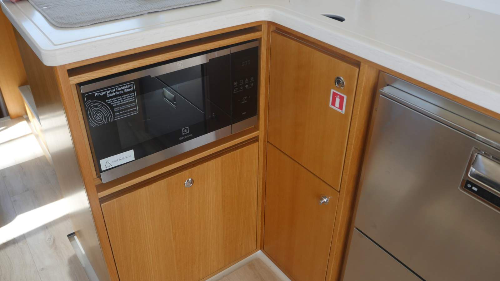 MYRTLE Riviera 395 SUV Boat Brokers of Tasmania