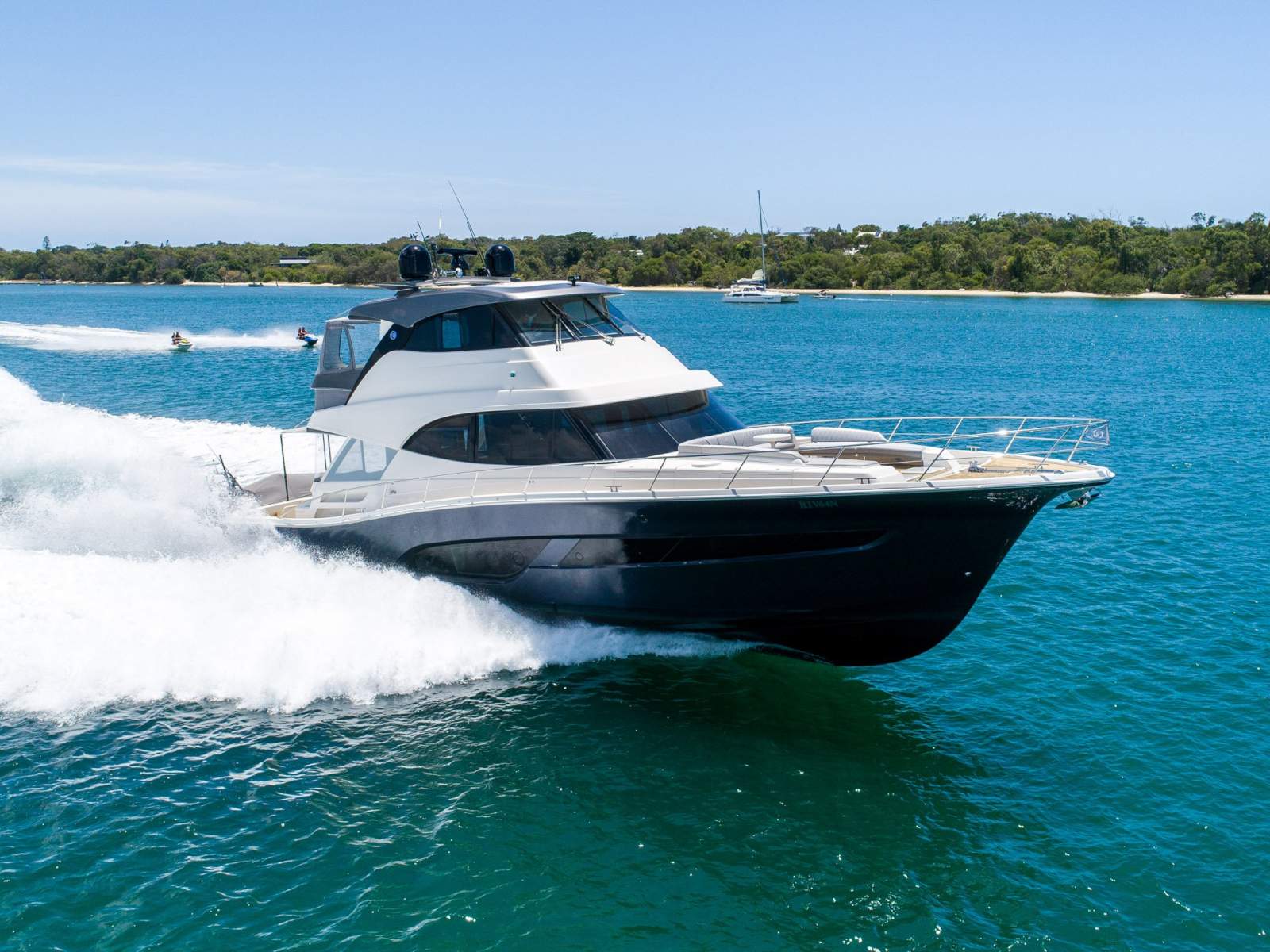 Riviera 64 Sports Motor Yacht