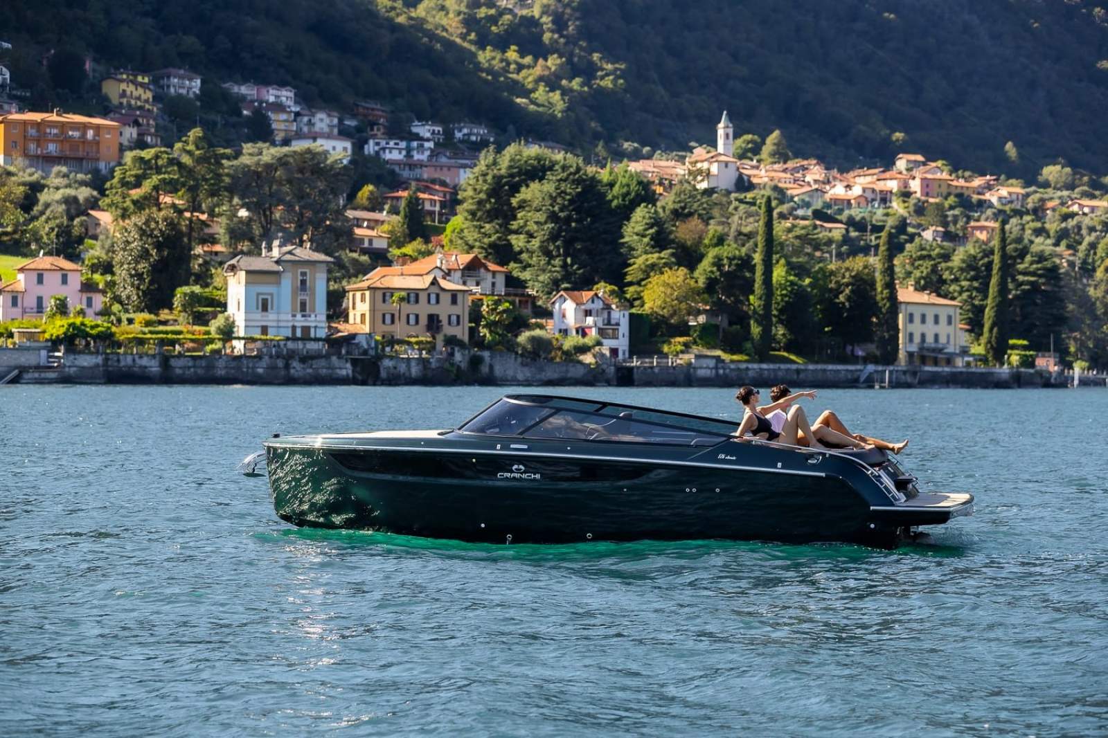 Cranchi E26 Classic - ORIGINAL, BY TRADITION