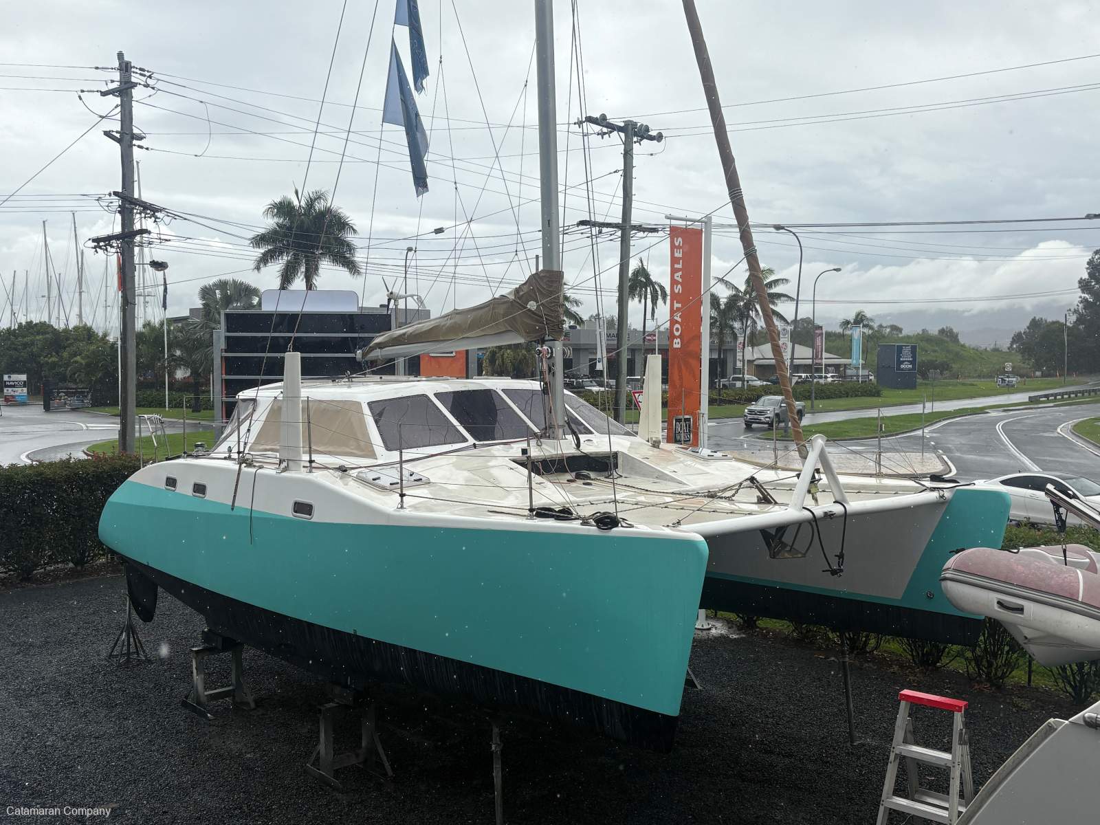 Rogers 10.5 North Reef Daggerboard Performance Catamaran