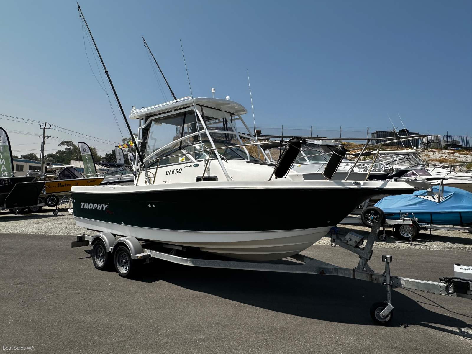 Trophy 2052 Walkaround 2005 MODEL 4.3L MERCRUISER MPI