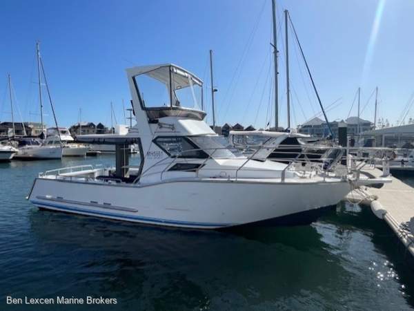Jackman 9.5 Flybridge Charter Vessel OPEN TO REASONABLE OFFERS