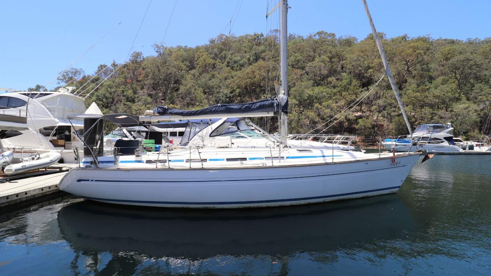 Bavaria Cruiser 42:2 Sydney Marine Brokerage Bavaria 42 For Sale