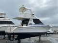 Commodore 33 Flybridge Twin Cabin Cruiser WILL SUIT RIVIERA, THOMASCRAFT, BERTRAM BUYERS