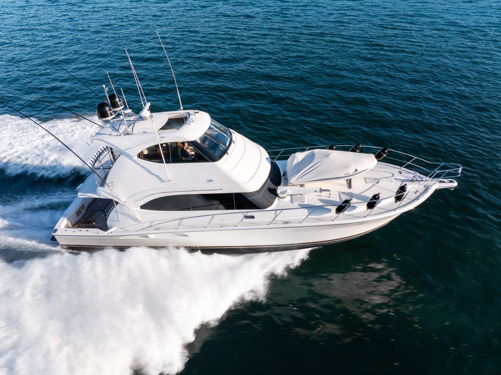 Riviera 61 Enclosed Flybridge 2011 Model