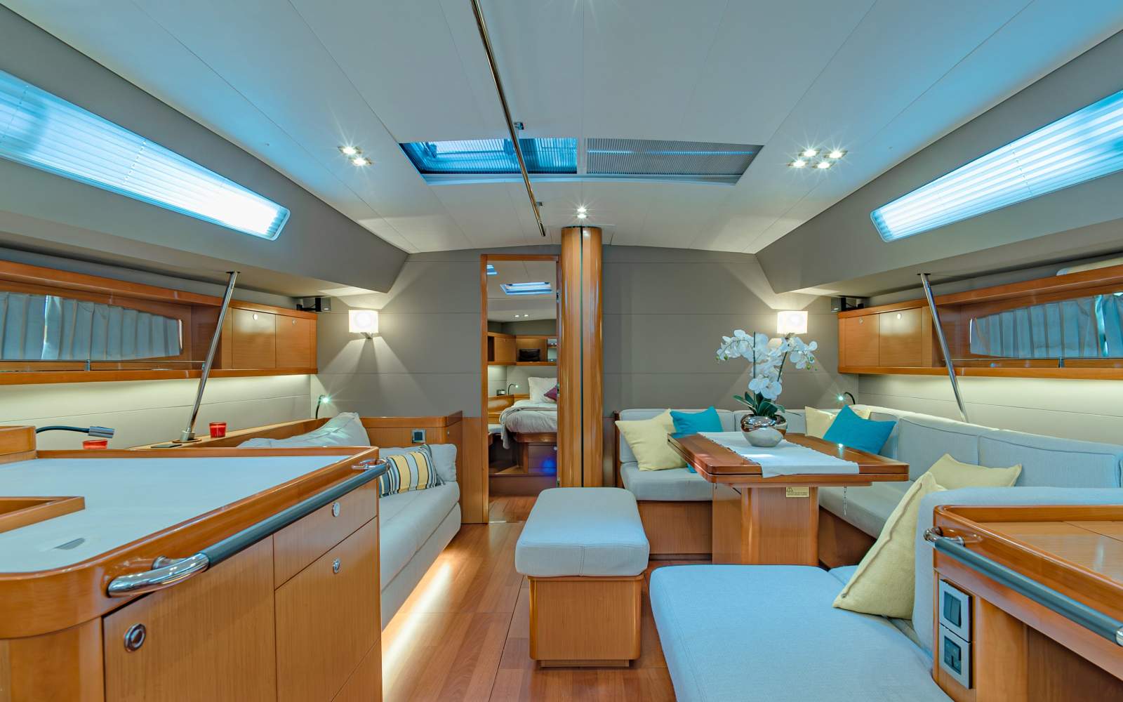 Beneteau Oceanis 60