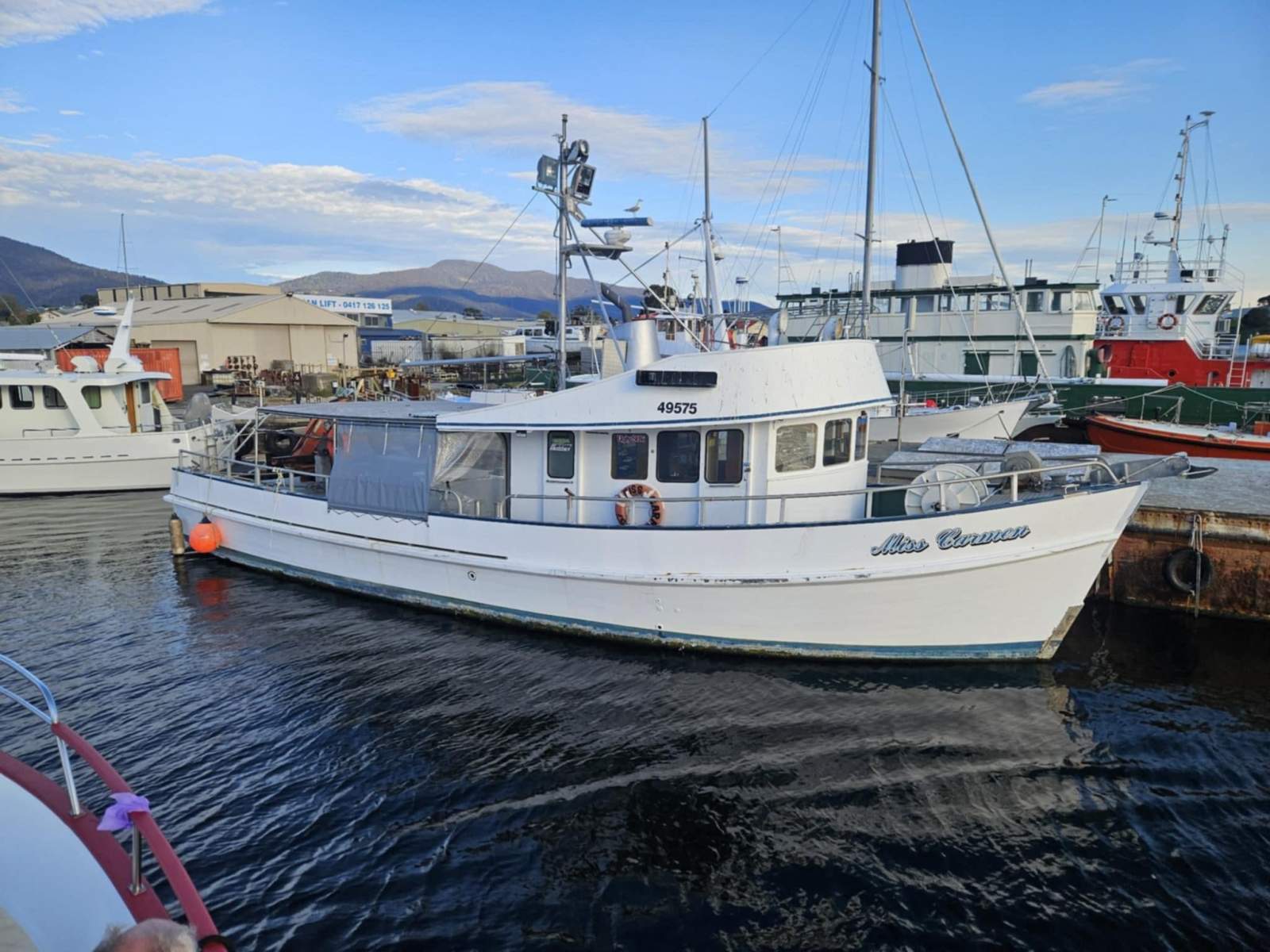 Millkraft Motor Cruiser 57 – TRADES CONSIDERED