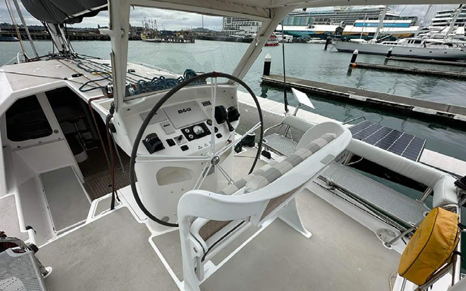 Rapido Trimarans 60