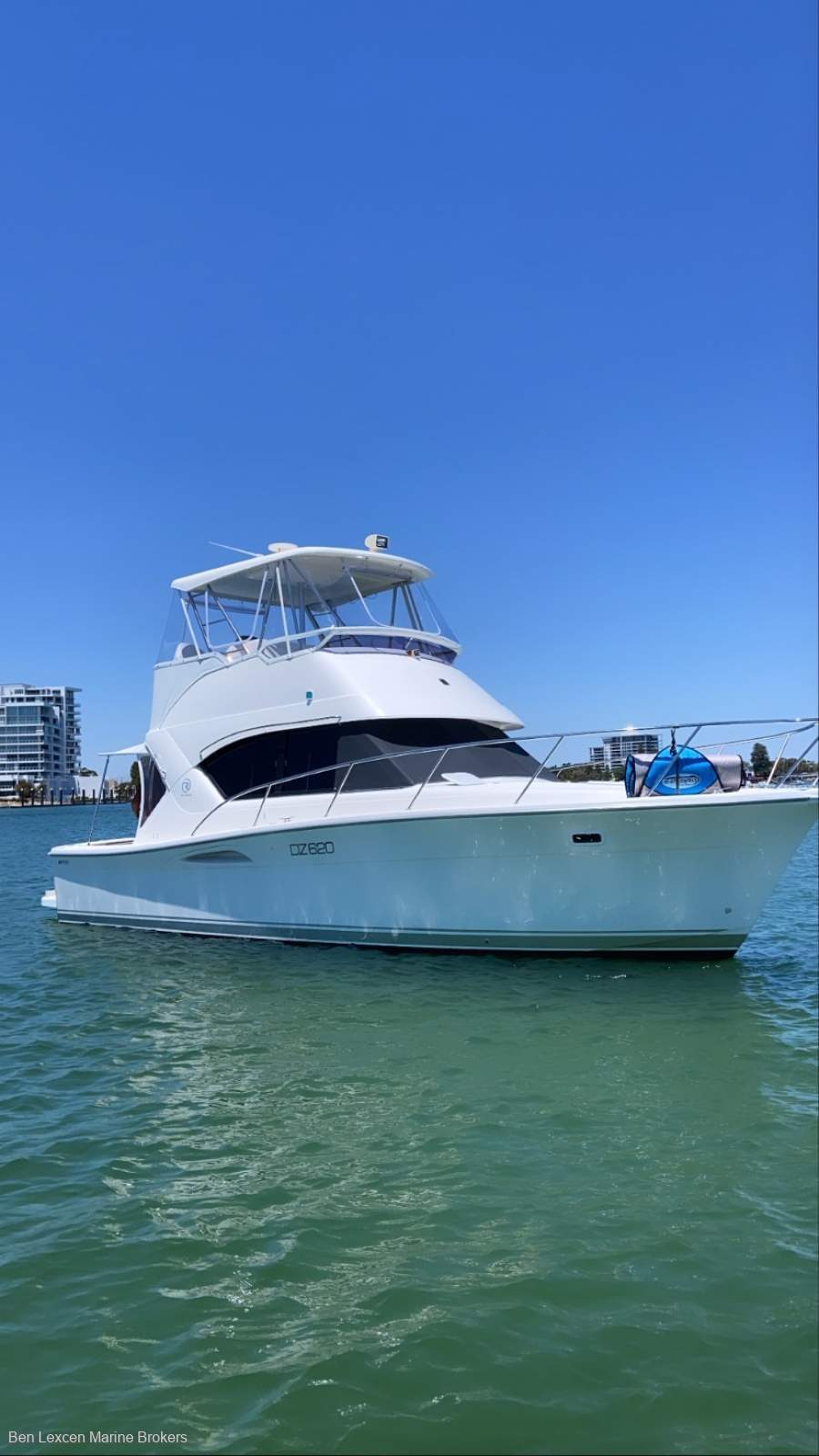 Riviera 3350 Flybridge Turn Key Summer Ready