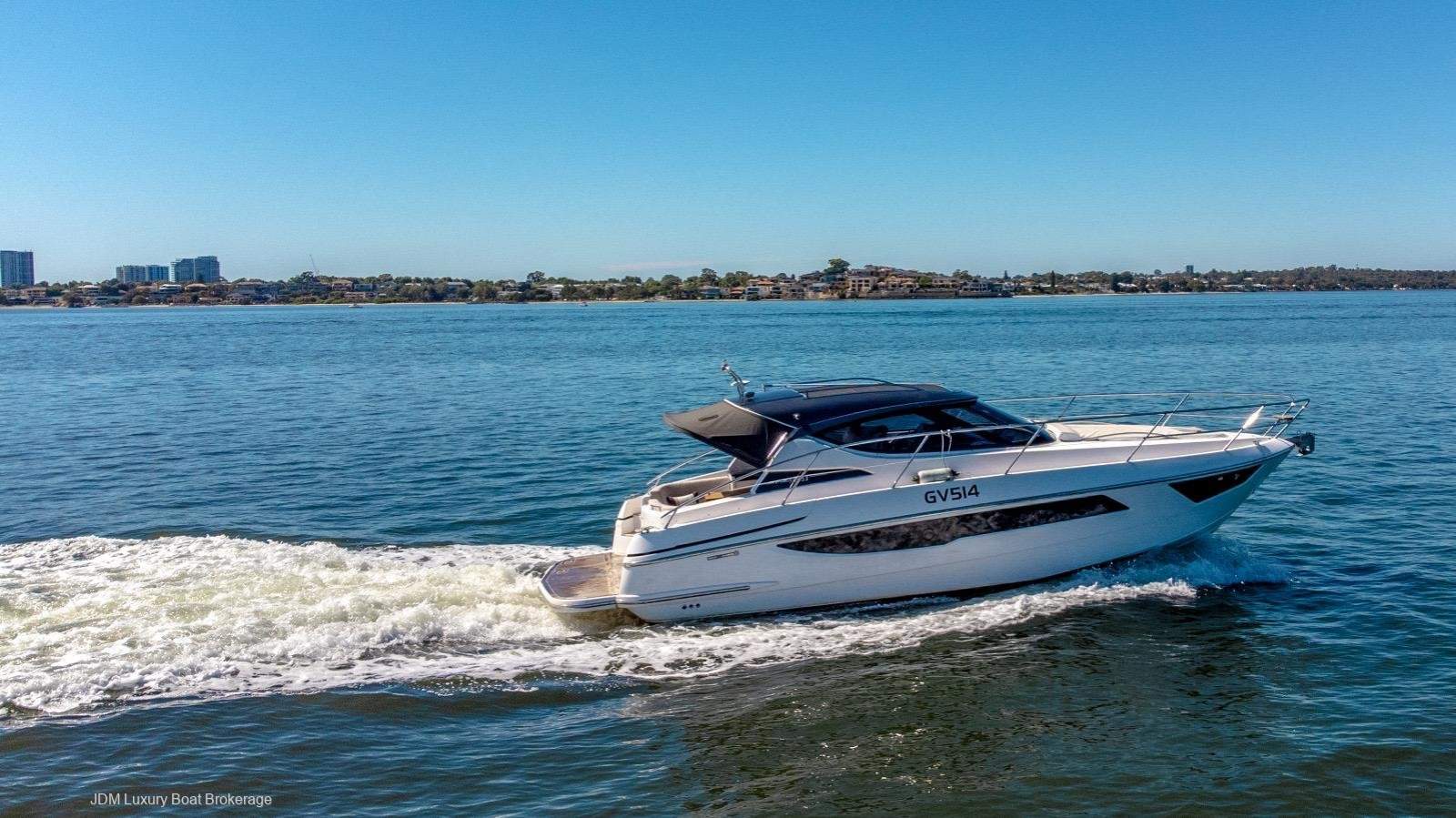 Focus Power 33 Motor Yacht