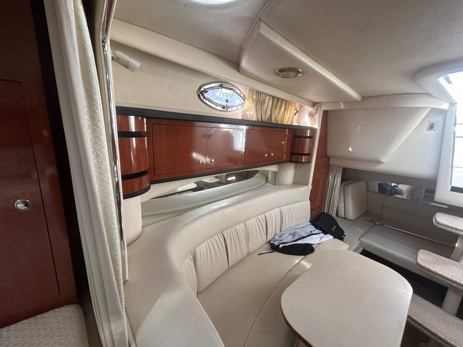 Sea Ray 335 Sundancer Sundancer 2008