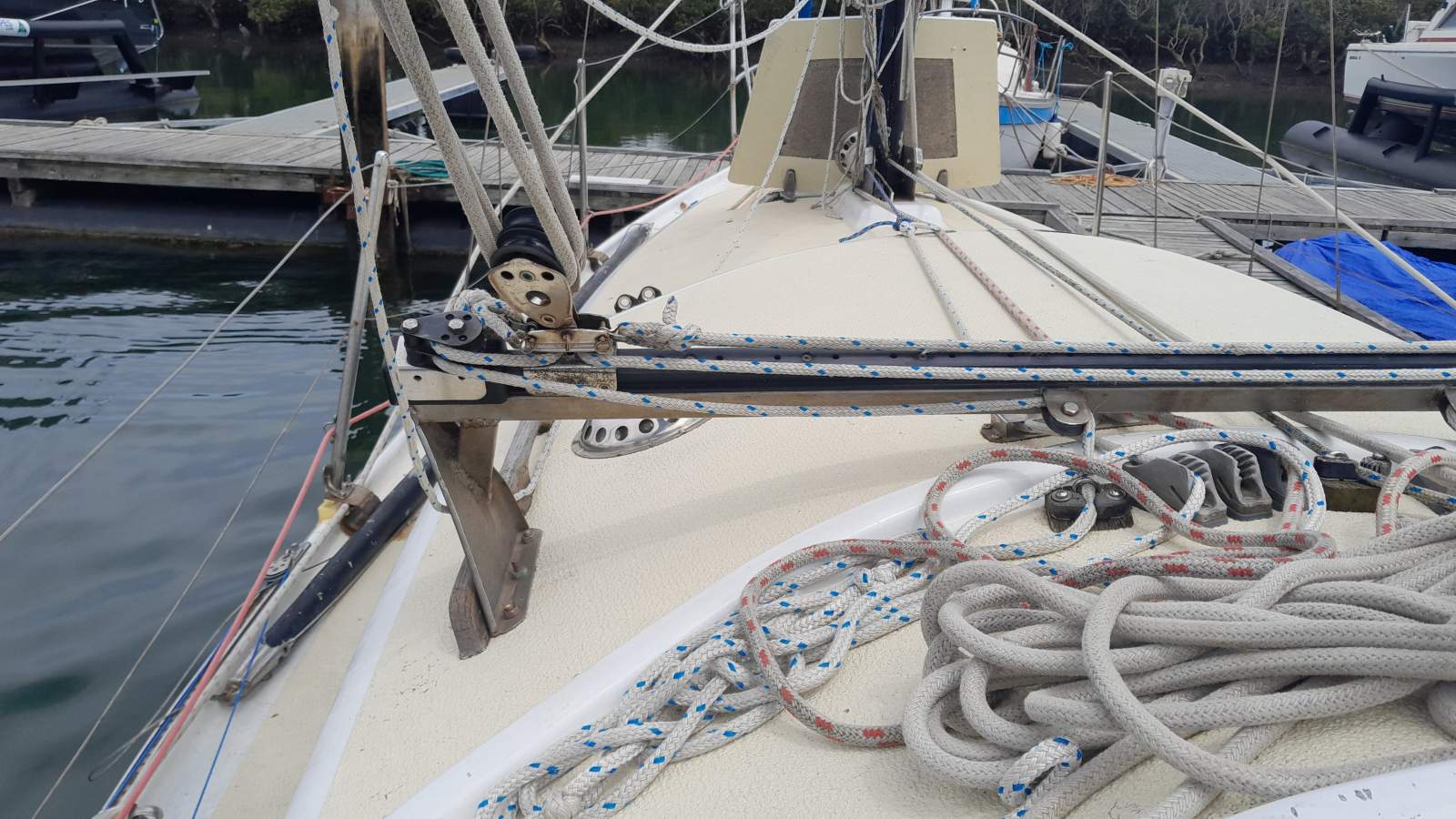 Compass 28