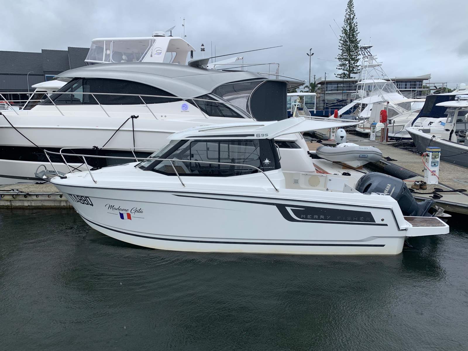 Jeanneau Merry Fisher 695