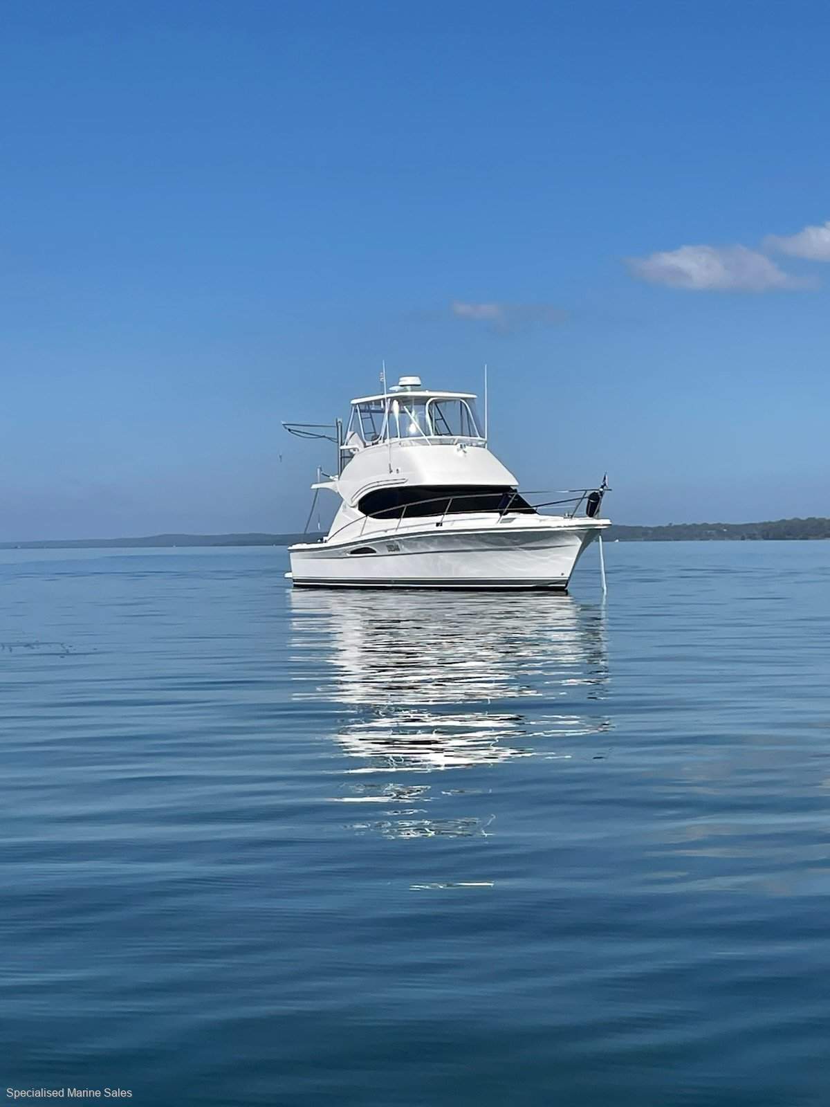 Riviera 33 Flybridge ** THE NEATEST 33 IN WA ***