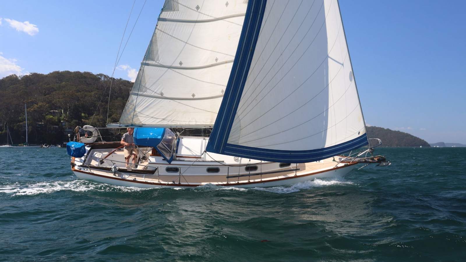 Cape Dory 30:6 Sydney Marine Brokerage Cape Dory 30 For Sale