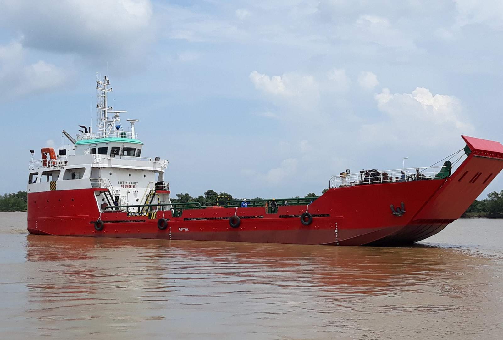 LANDING CRAFT