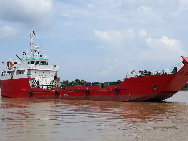 LANDING CRAFT