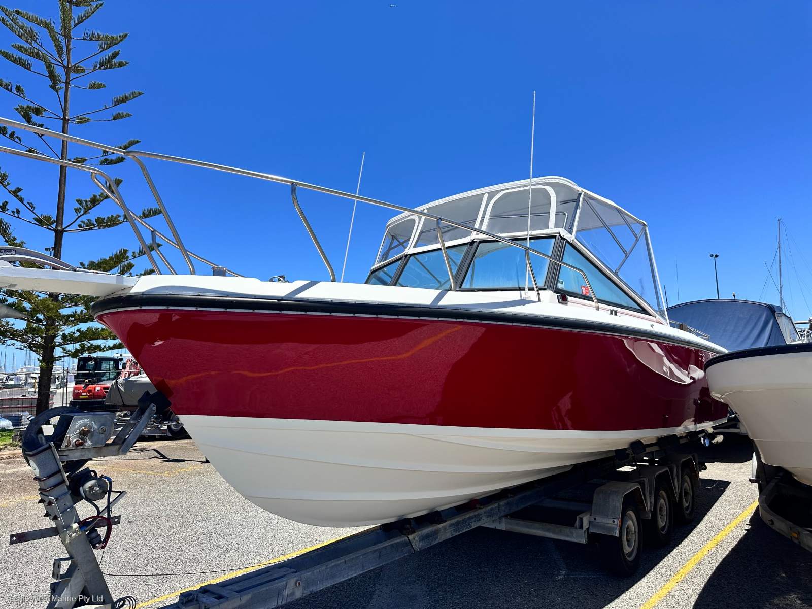Penguin Striker 26:PENGUIN STRIKER 26 by YACHTS WEST