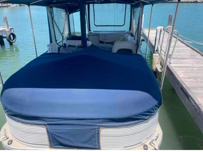Sun Tracker Party Barge 22