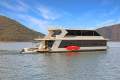 Leading Edge Houseboat Holiday Home on Lake Eildon:Leading Edge on Lake Eildon